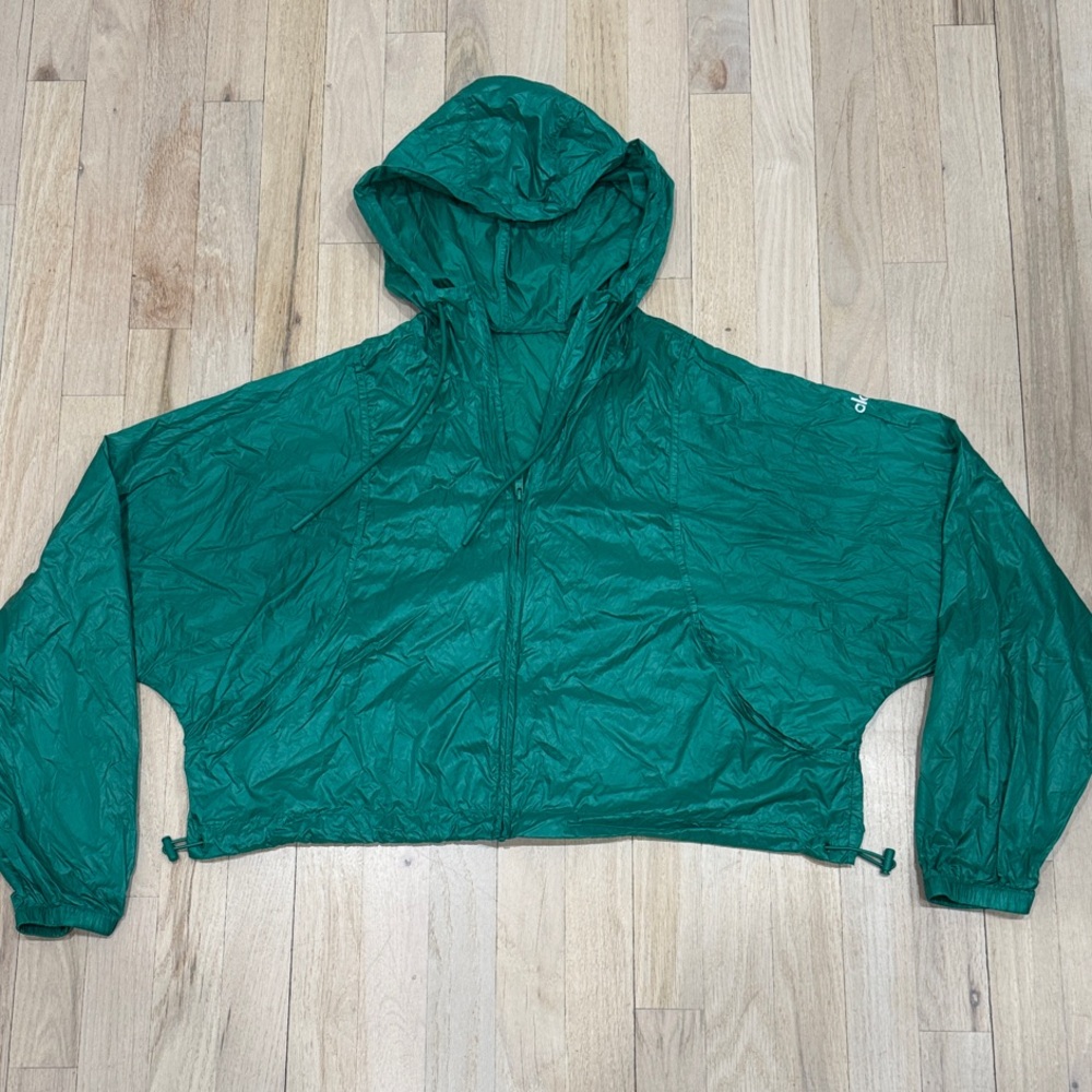 ALO Yoga Sprinter Windbreaker Jacket, Emerald Green